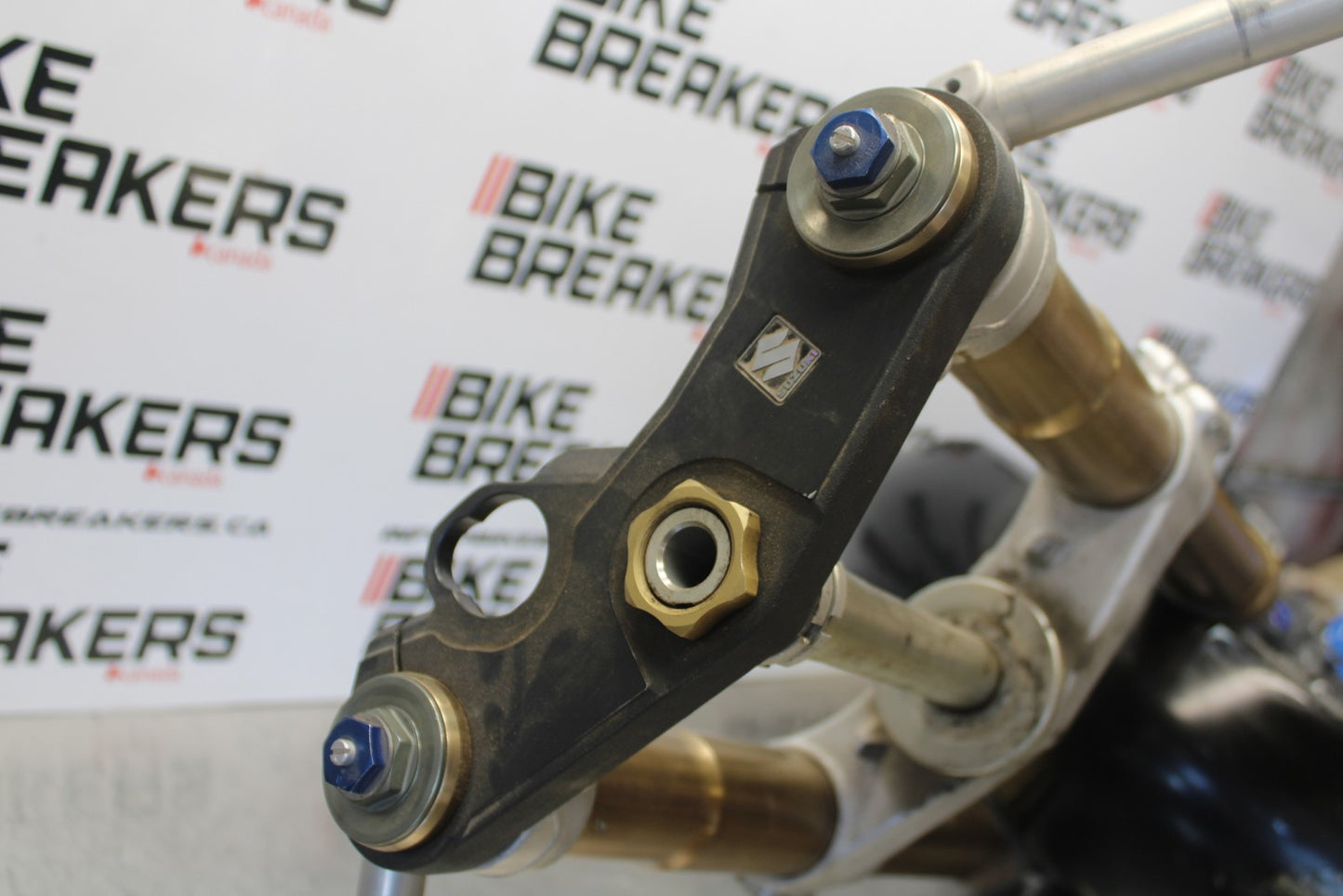 06-07 SUZUKI GSXR 600 FRONT END FORKS SUSPENSION HANDLEBARS TRIPLE TREE BB00