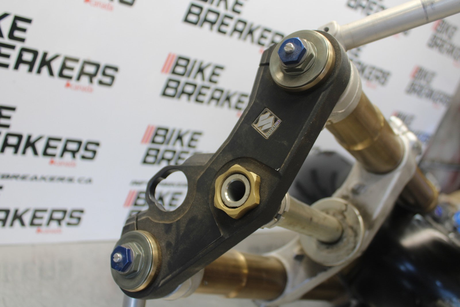 06-07 SUZUKI GSXR 600 FRONT END FORKS SUSPENSION HANDLEBARS TRIPLE TREE BB00