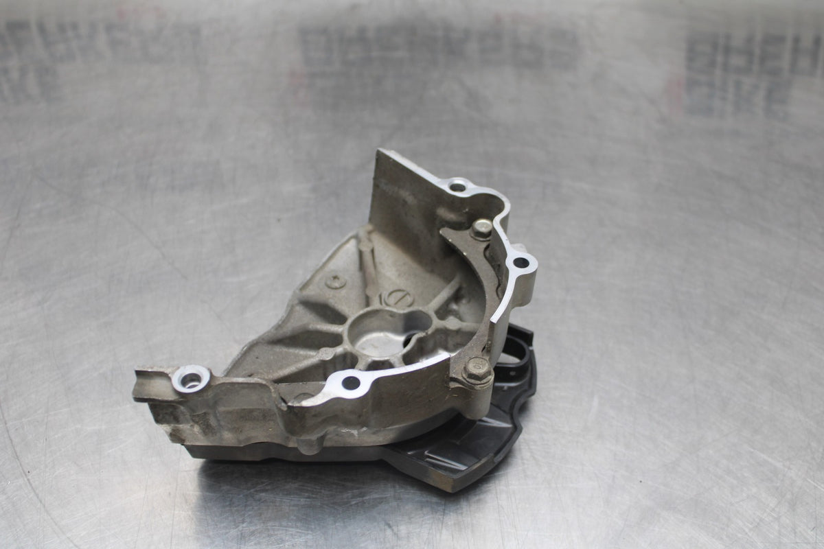 22 KAWASAKI NINJA 1000SX ENGINE SPROCKET COVER BB780