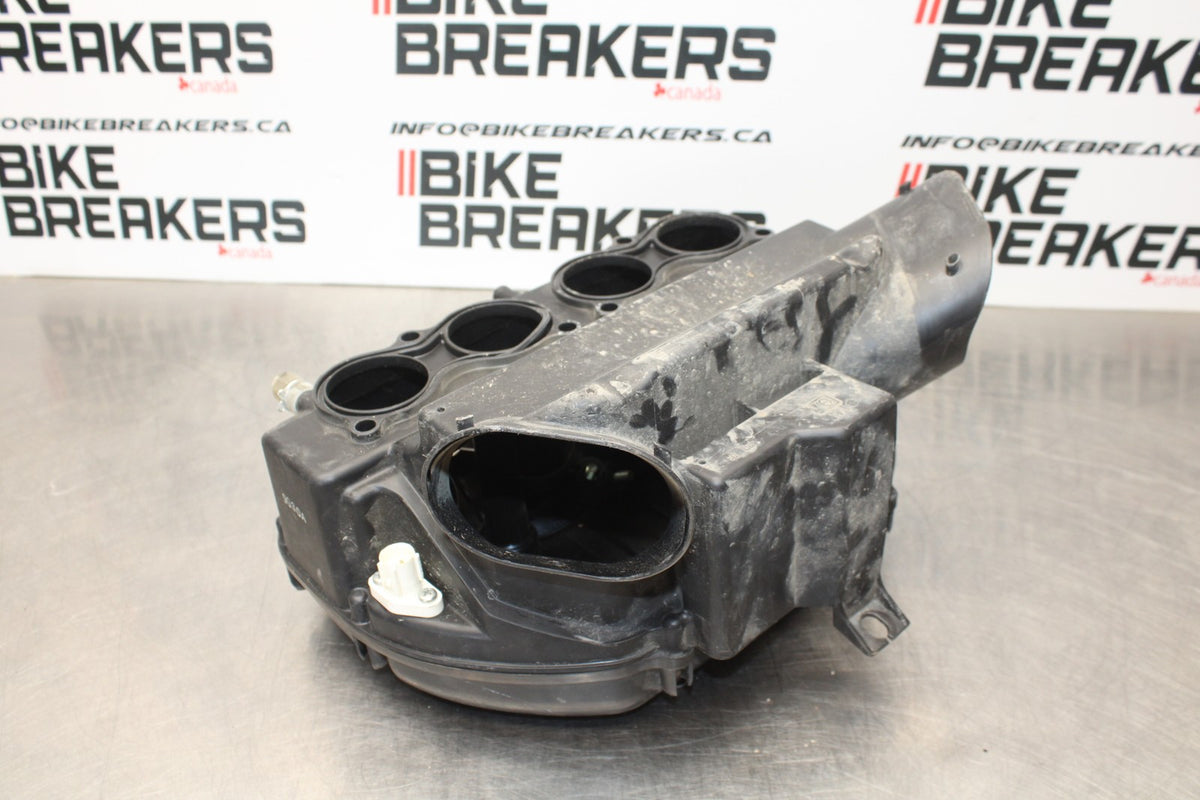11-22 SUZUKI GSXR 600  AIRBOX AIR INTAKE FILTER BOX BB193
