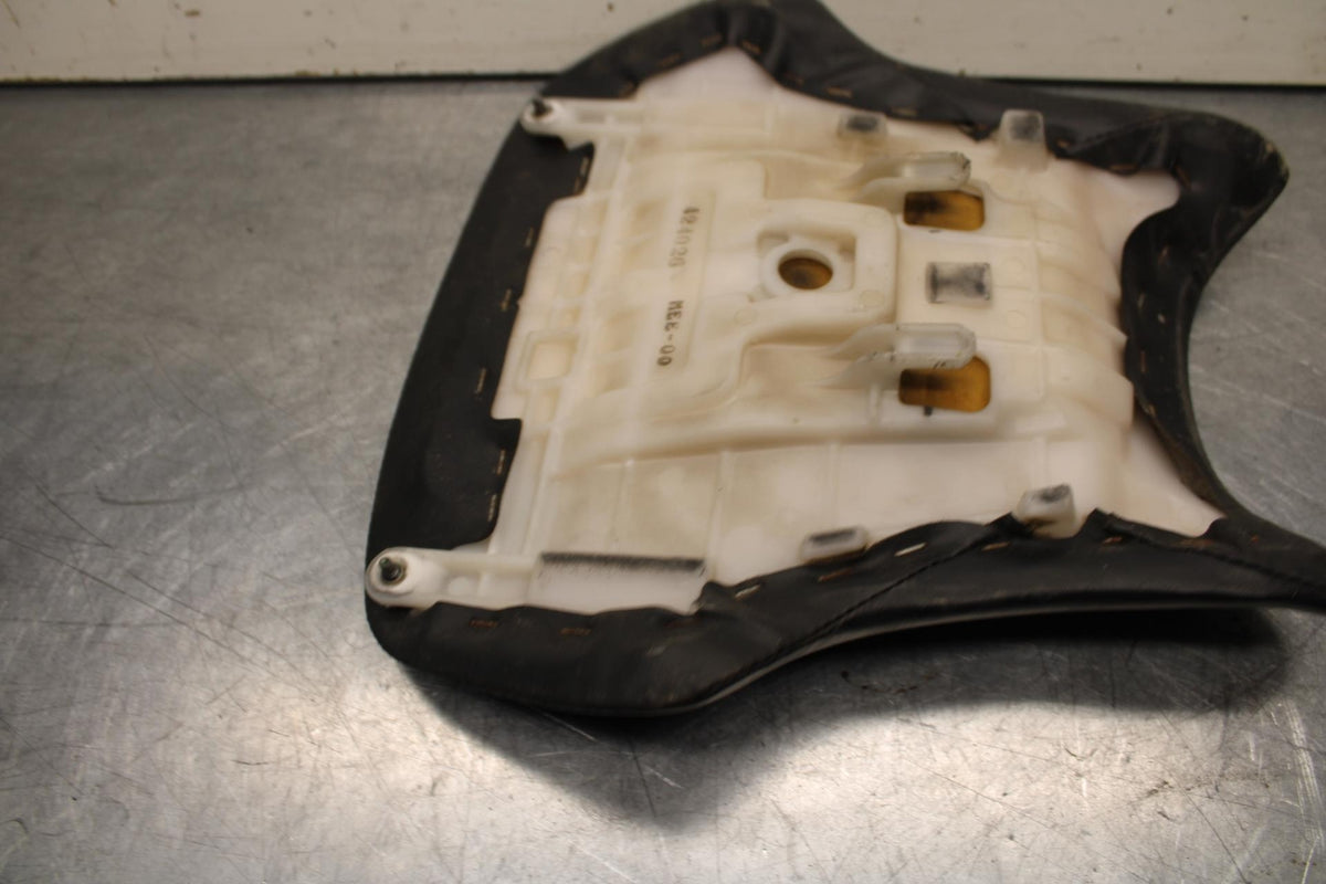 03-04 HONDA CBR600RR FRONT DRIVERS SEAT PAD SADDLE PILLION 77100-MEE-000 BB614