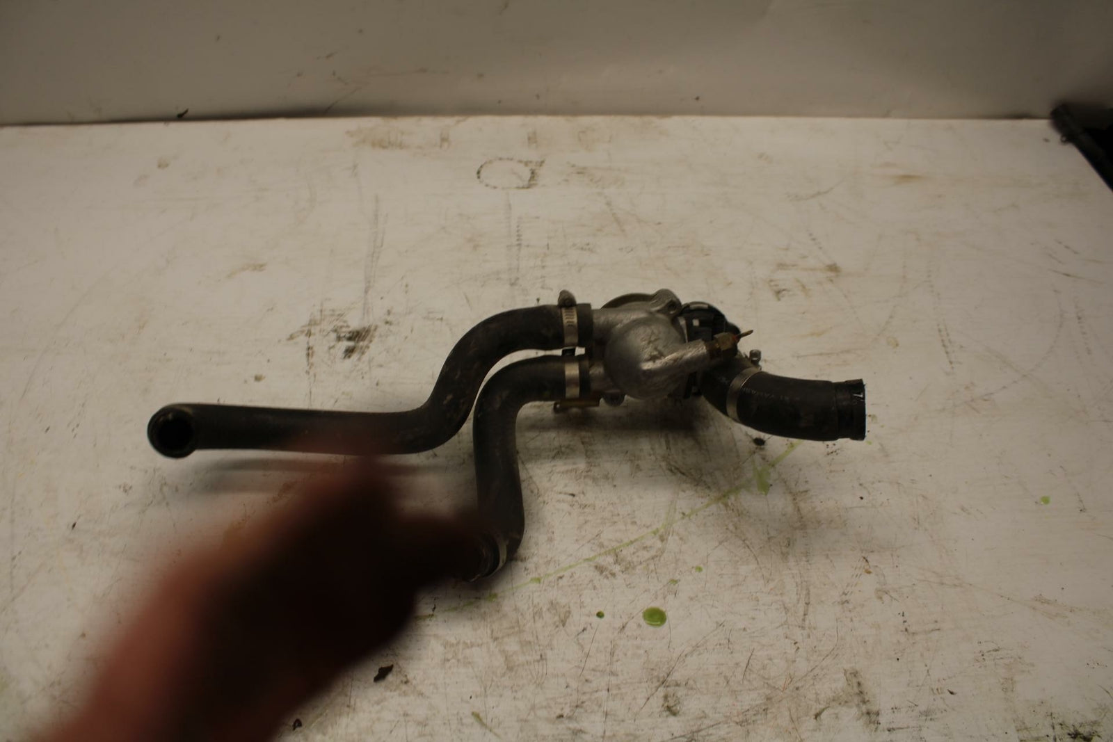 06 HONDA SHADOW 750 VT750C THERMOSTAT W HOUSING ASSEMBLY BB352