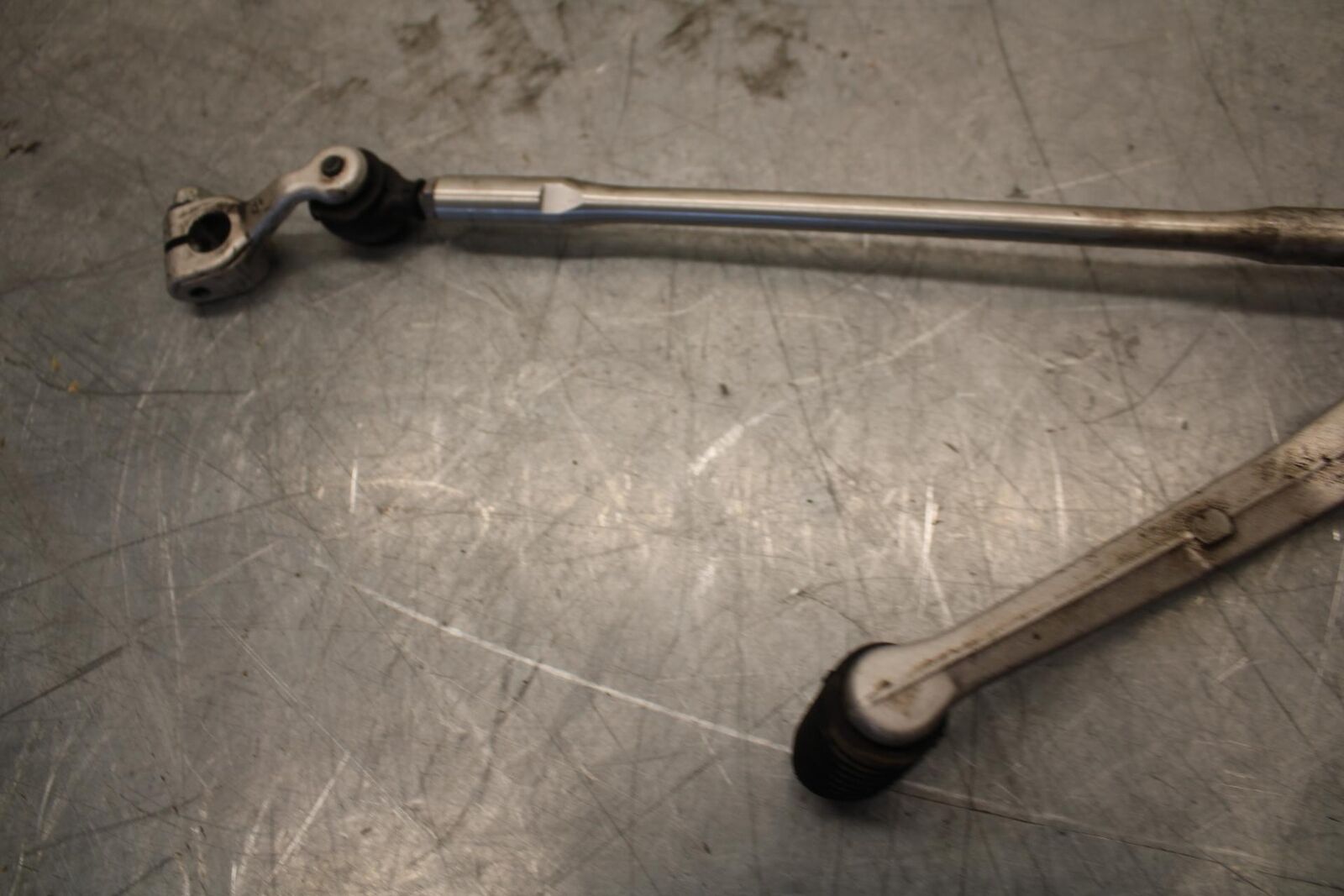 2008 Yamaha YZF R6 SHIFTER LINKAGE SHIFT LINK PEDAL 2C0-18110-01-00 BB521