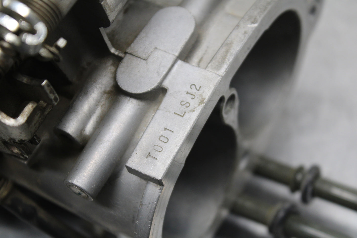 05-08 KAWASAKI VULCAN 1500 VN1500N CLASSIC THROTTLE BODY BODIES BB133