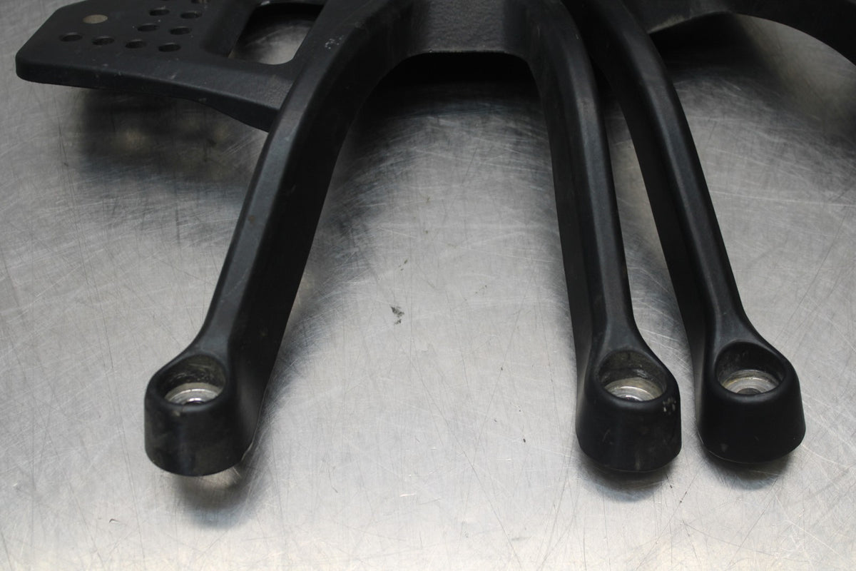 22 HARLEY-DAVIDSON PAN AMERICA 1250 REAR BACK PASSENGER PEG SET PAIR BB910