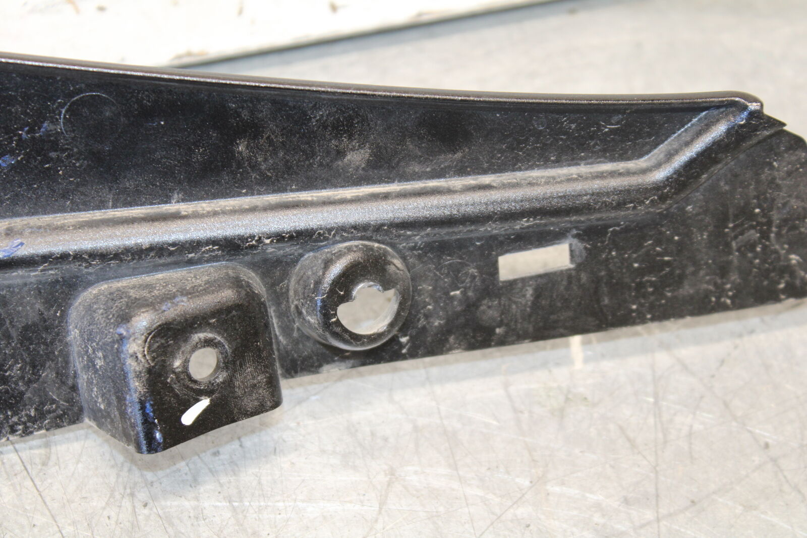 19-22 KAWASAKI Z400 LEFT RIGHT FRONT UPPER MID SIDE FAIRING COWL PLASTIC BB708