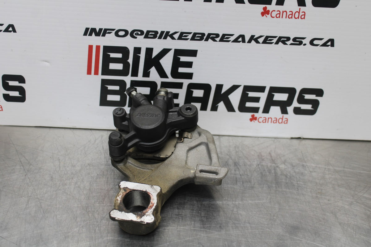 11-22 SUZUKI GSXR 600  REAR BACK BRAKE CALIPER W MOUNT BRACKET BB193