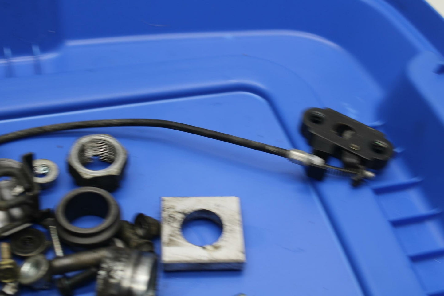 01 KAWASAKI NINJA ZX6R  HARDWARE BB25