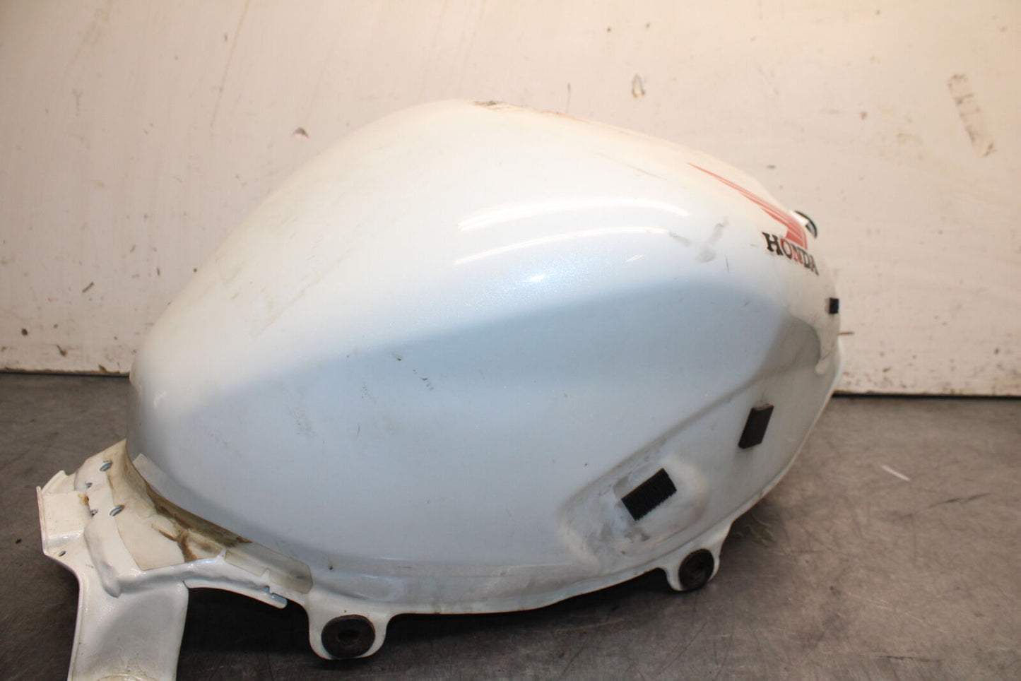 15-16 HONDA CB300F GAS TANK FUEL CELL PETROL RESERVOIR BB740