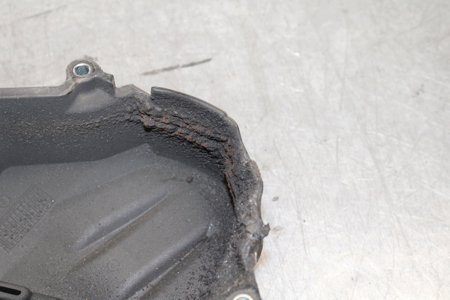 24 KAWASAKI NINJA 500 ABS ENGINE SPROCKET COVER BB744