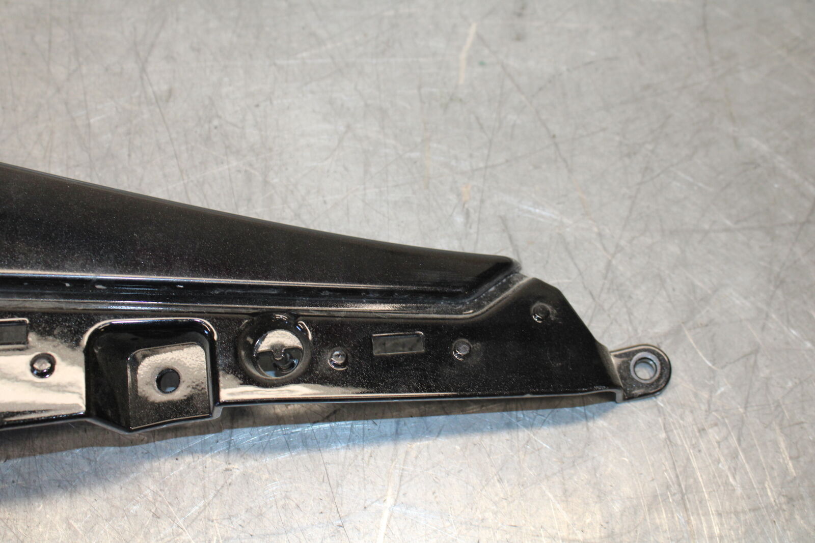 19-22 KAWASAKI Z400 LEFT RIGHT FRONT UPPER MID SIDE FAIRING COWL PLASTIC BB708