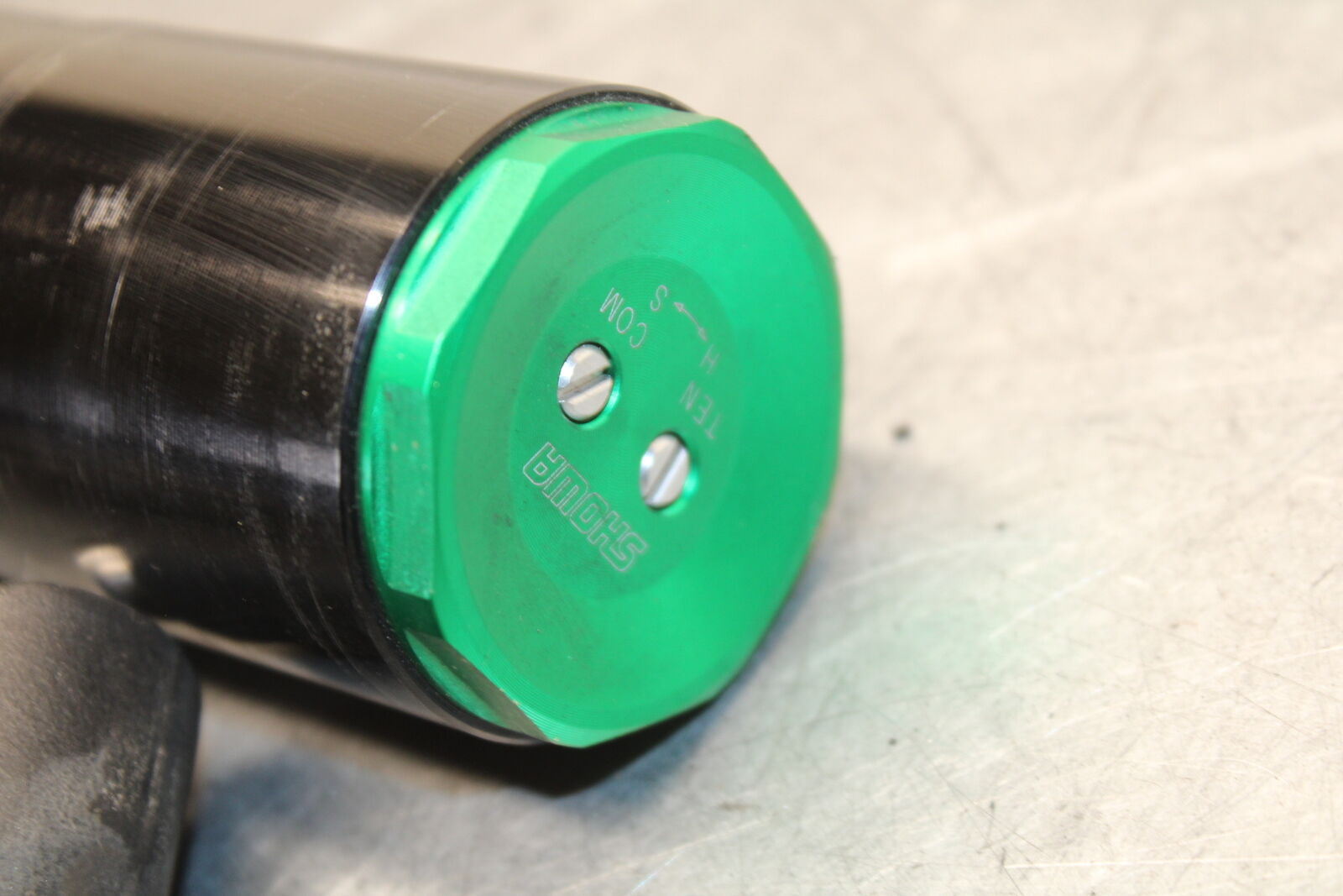 13-18 KAWASAKI NINJA ZX6R FRONT FORKS SET PAIR 44071-0834-56K BB666