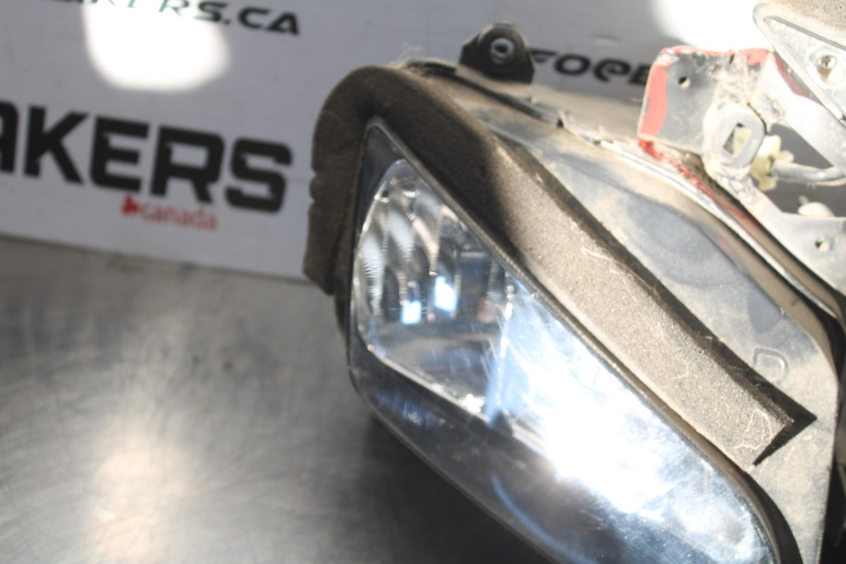 08 HONDA CBR125R FRONT HEADLIGHT HEAD LIGHT LAMP BB839