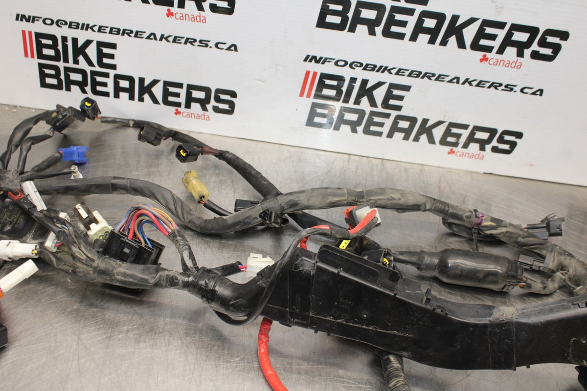 13 YAMAHA YZF R1 MAIN ENGINE WIRING HARNESS MOTOR WIRE LOOM BB781