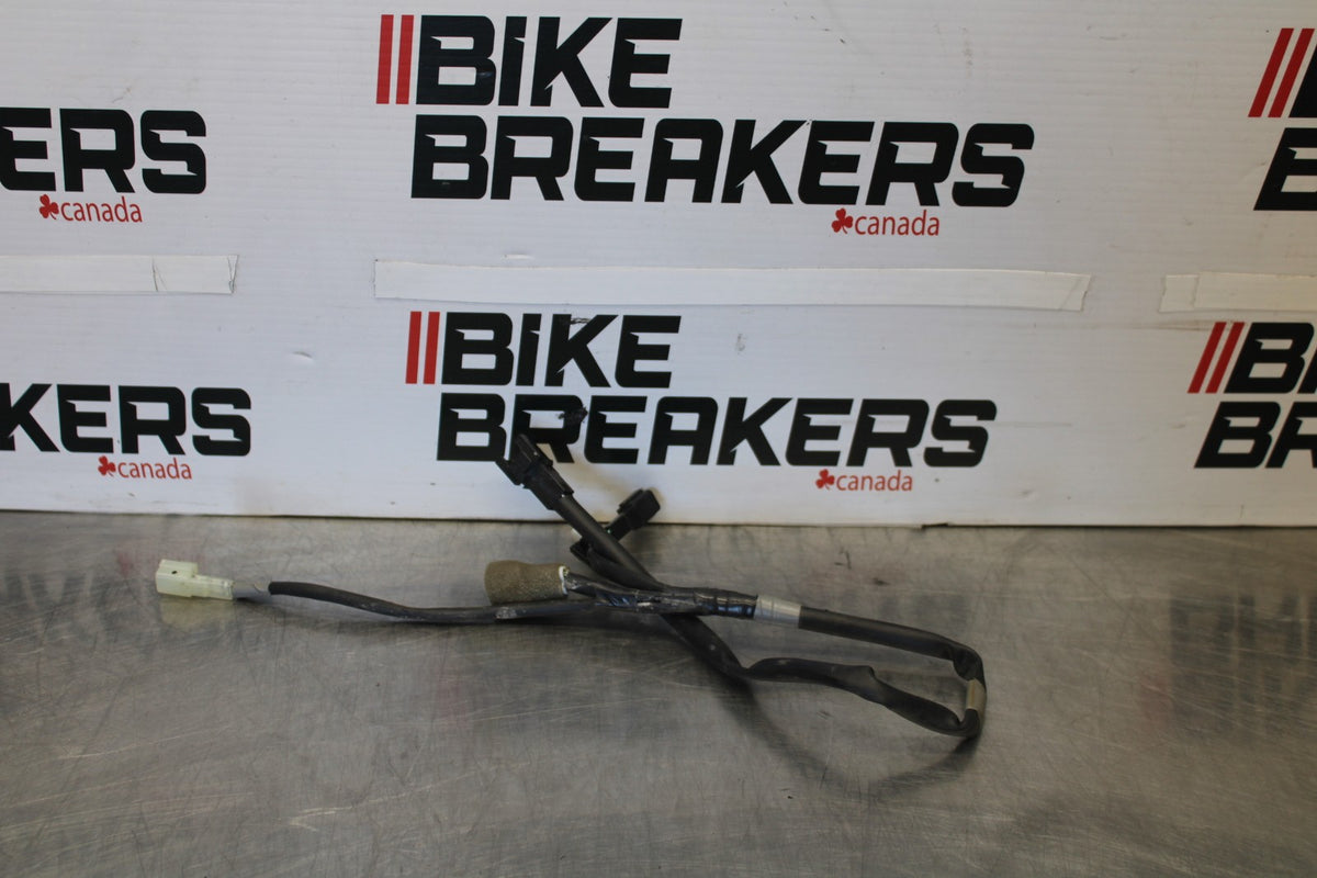 18 SUZUKI GSXR750 TAIL LIGHT WIRING HARNESS MOTOR WIRE LOOM BB891