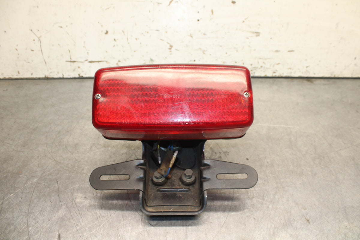 78-81 YAMAHA XS1100 REAR TAIL TAILLIGHT BACK BRAKE LIGHT BB107