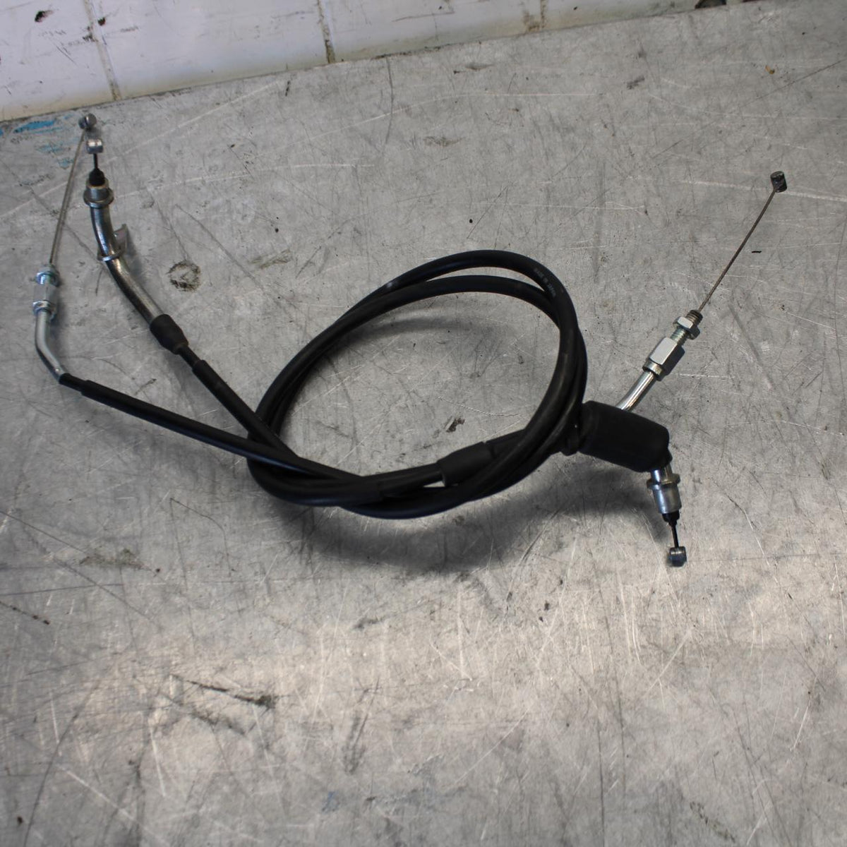 15-21 SUZUKI GSXR600 THROTTLE CABLES LINES BB437