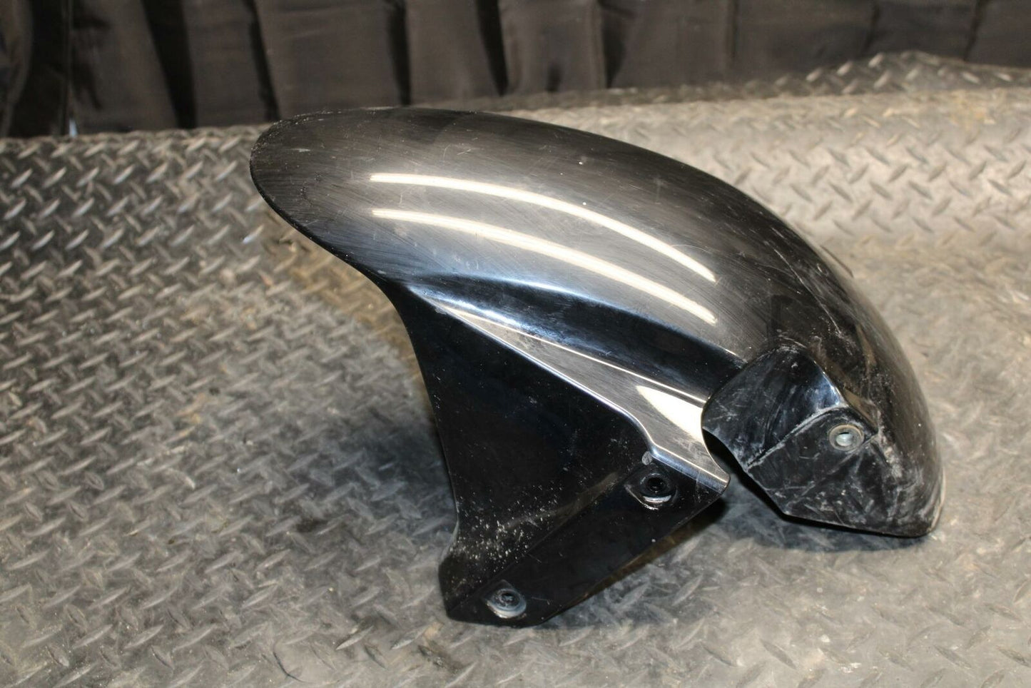 03-04 HONDA CBR600RR FRONT WHEEL FENDER COWL FAIRING 61100-MEE-000ZA BB218