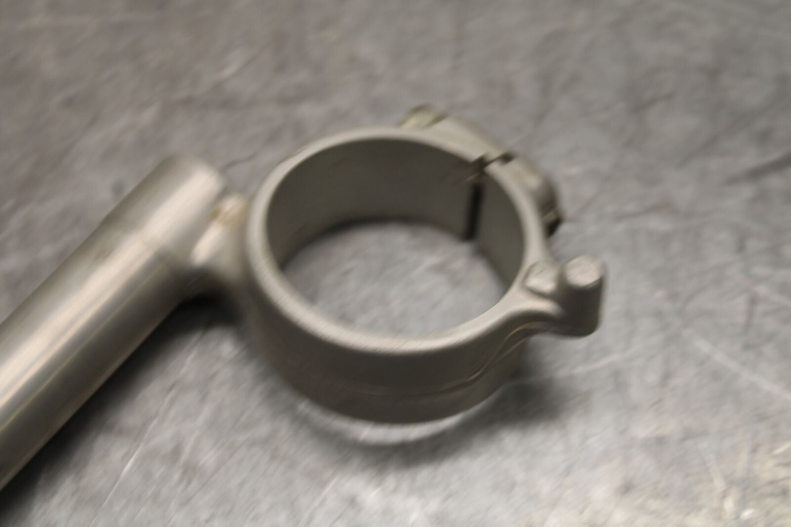 08-10 SUZUKI GSXR 600 LEFT CLIP ON HANDLEBAR  BB721
