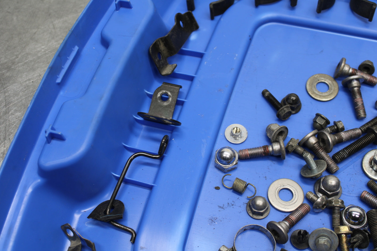 05-08 KAWASAKI VULCAN 1500 VN1500N CLASSIC MOUNTING BOLTS HARDWARE MOTOR BB133