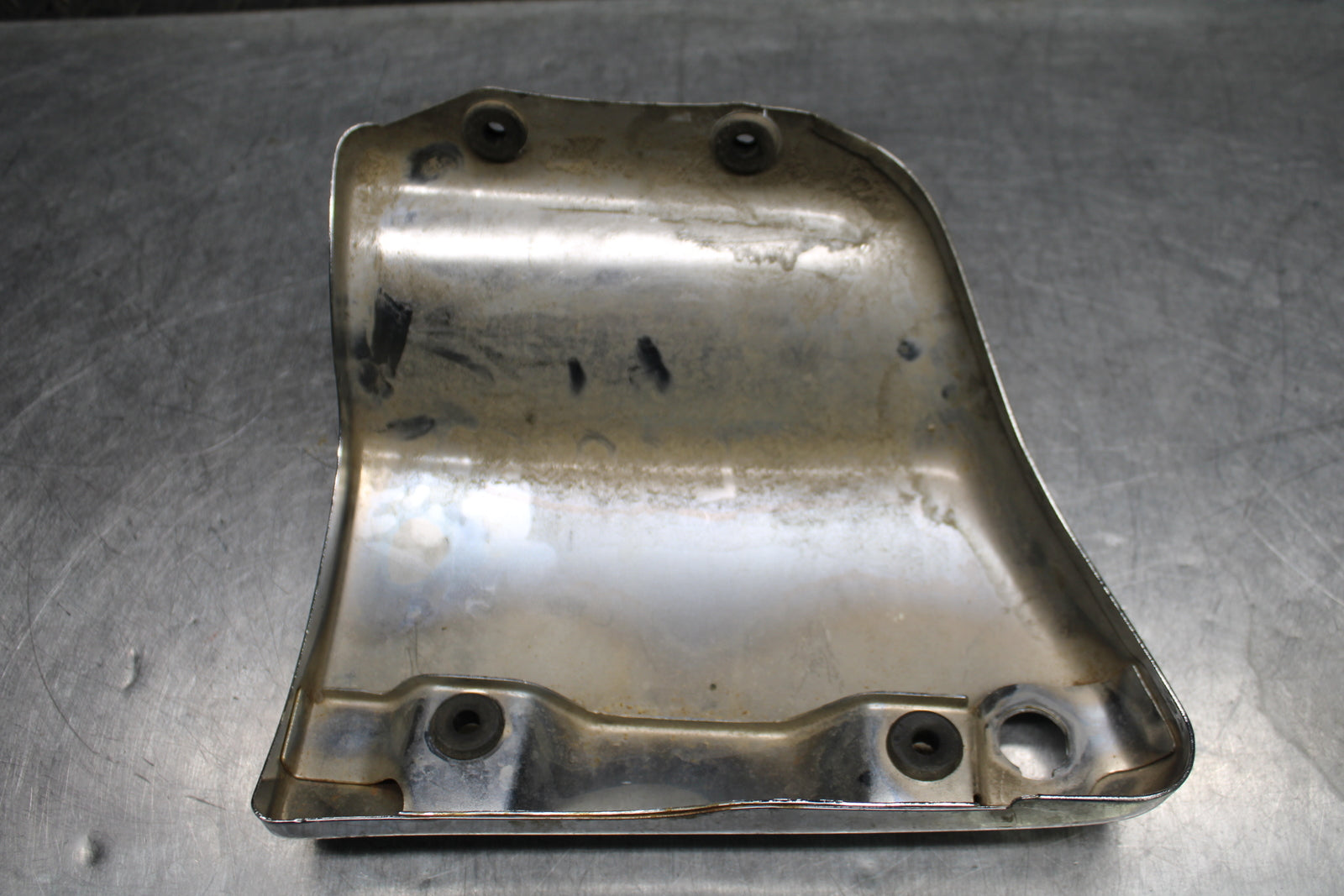 00 SUZUKI INTRUDER 1500 VL1500 ENGINE COVER BB761