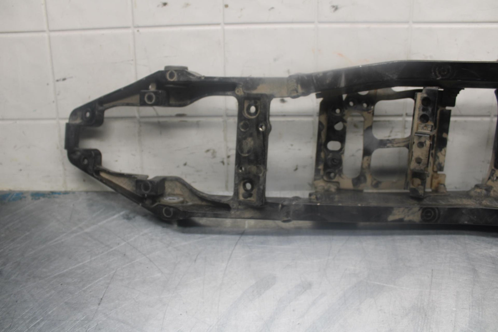 07-08 KAWASAKI NINJA ZX6R REAR SUBFRAME BACK SUB FRAME 32160-0258 BB456