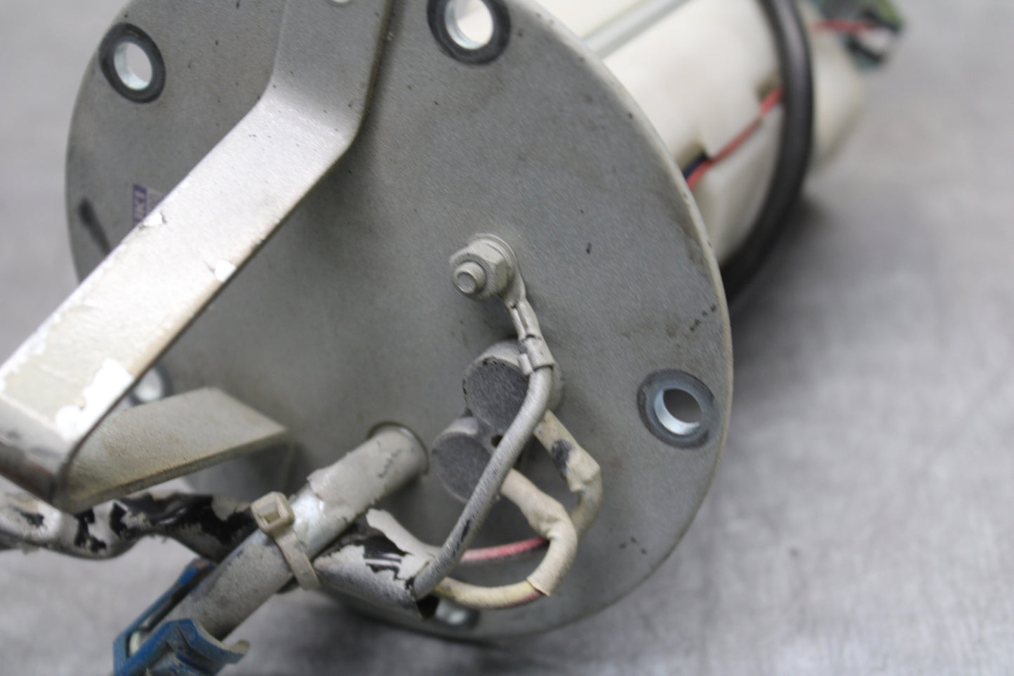 08-10 SUZUKI GSXR 600 FUEL PUMP GAS PETROL SENDER UNIT BB753