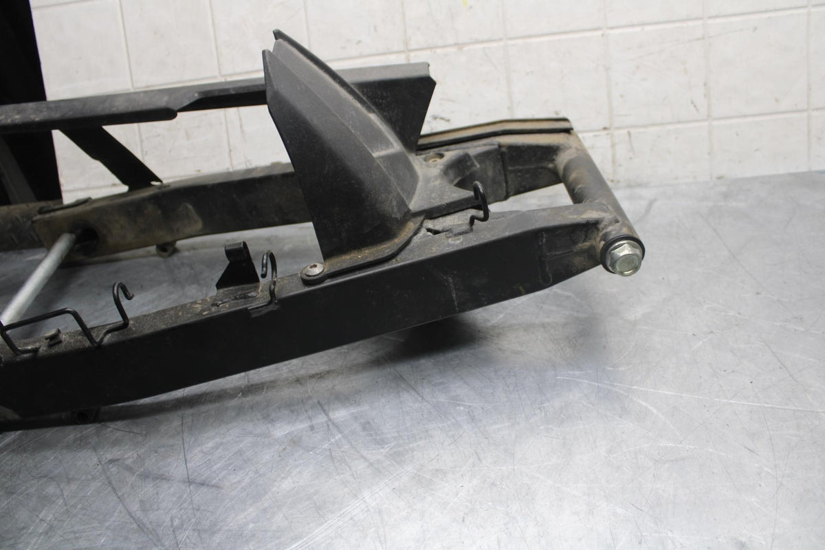 2013 Kawasaki Ninja 300 EX300B ABS REAR SWINGARM BACK SUSPENSION SWING ARM BB518