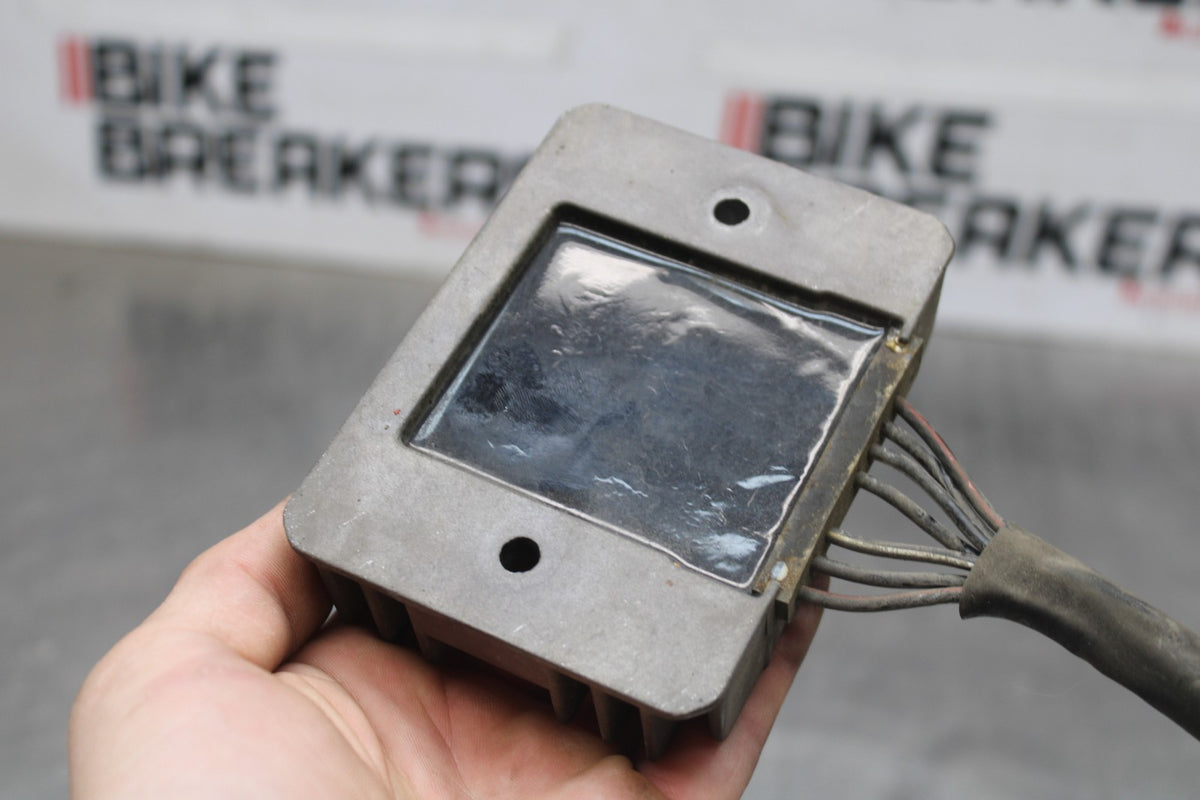 05-09 SUZUKI BOULEVARD C90 RECTIFIER VOLTAGE REGULATOR BB918