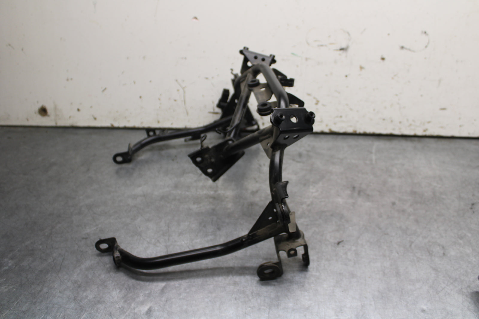 18-24 KAWASAKI NINJA 650 UPPER FAIRING MIRROR GAUGES STAY BRACKET BB725