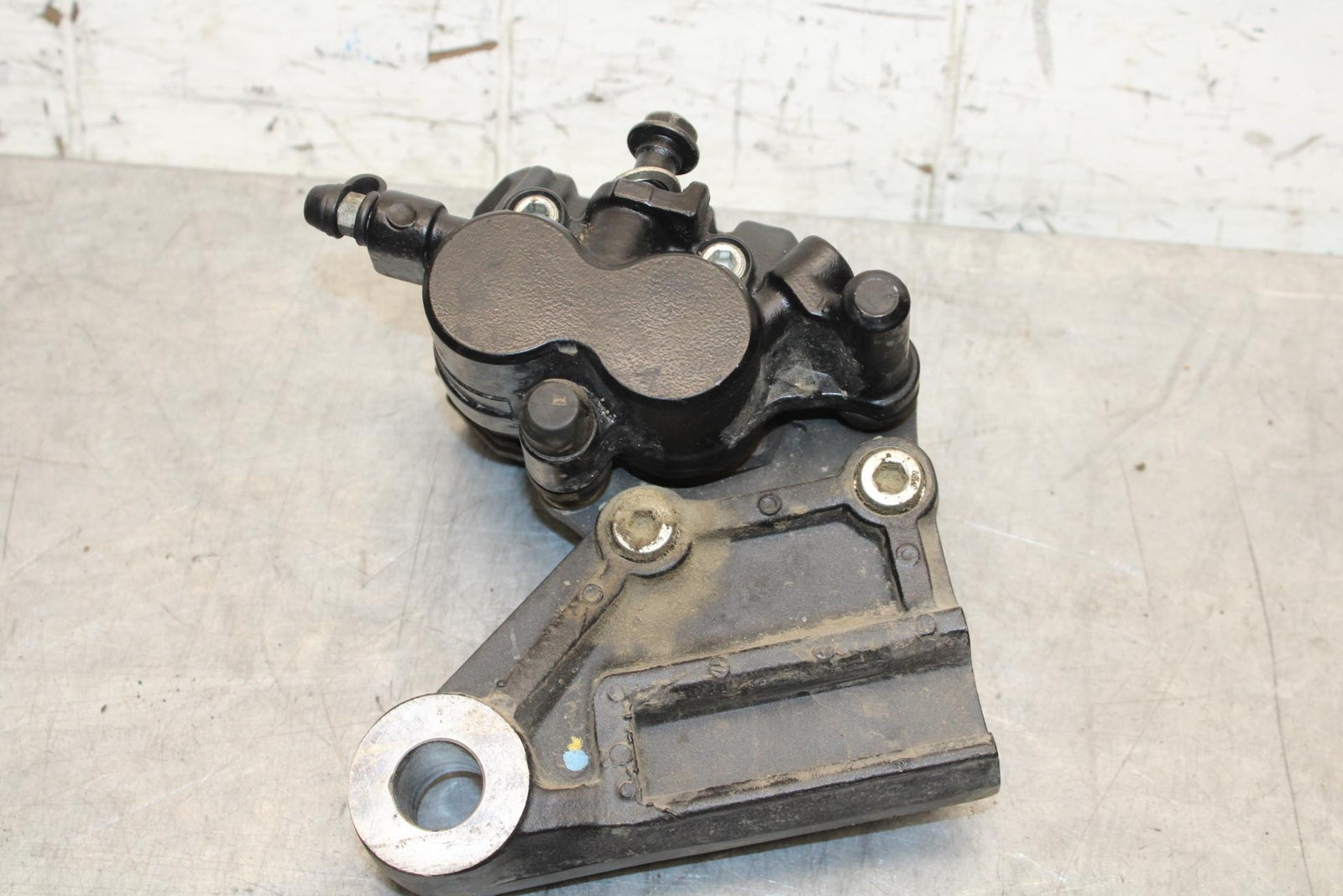 2015 Kawasaki Ninja 300 EX300B ABS REAR BACK BRAKE CALIPER 43080-0151-25S BB61