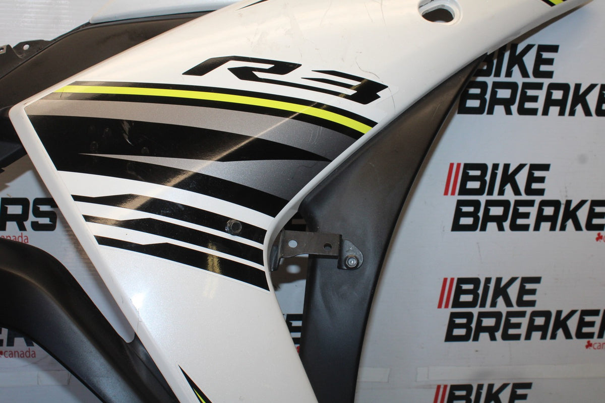15-17 YAMAHA YZF R3 RIGHT LOWER MID UPPER SIDE FAIRING COWL  BB003