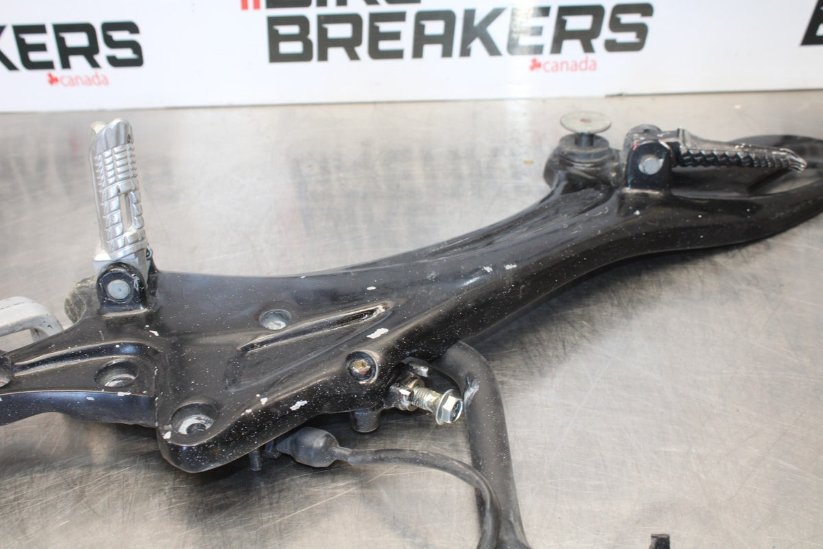 10 SUZUKI SV650 RIGHT REARSET REAR SET DRIVER FOOT PEG REST STOP BB181