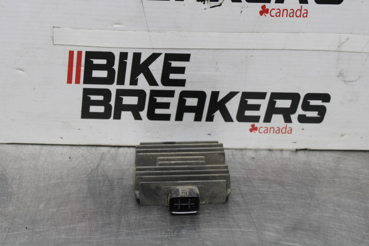 08 YAMAHA V STAR 1100 XVS1100AW CLASSIC RECTIFIER VOLTAGE REGULATOR BB916