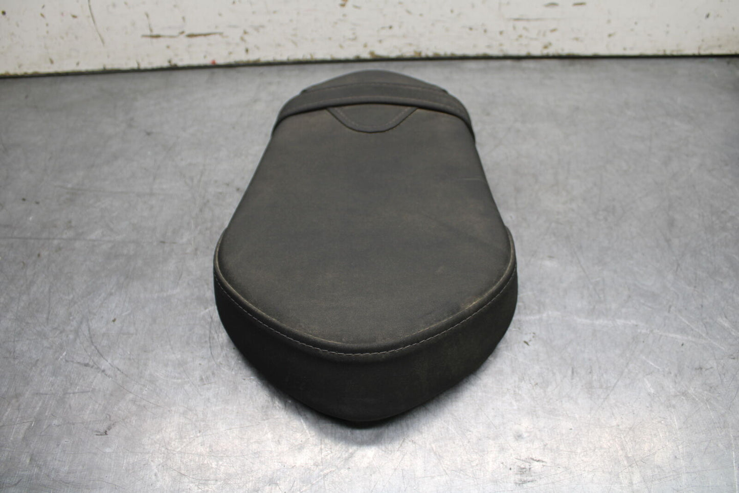 17-24 YAMAHA BOLT XVS950 REAR BACK PASSENGER SEAT BB729