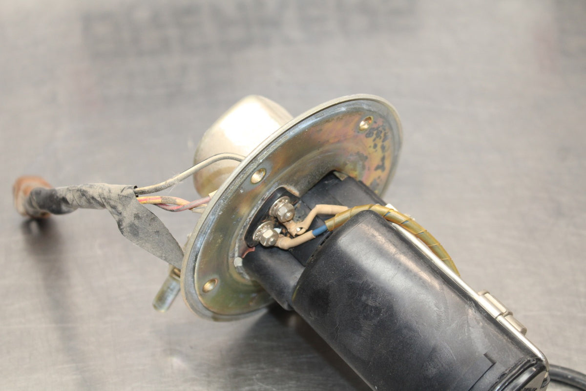 01-03 SUZUKI GSXR600 FUEL PUMP GAS PETROL SENDER UNIT BB841