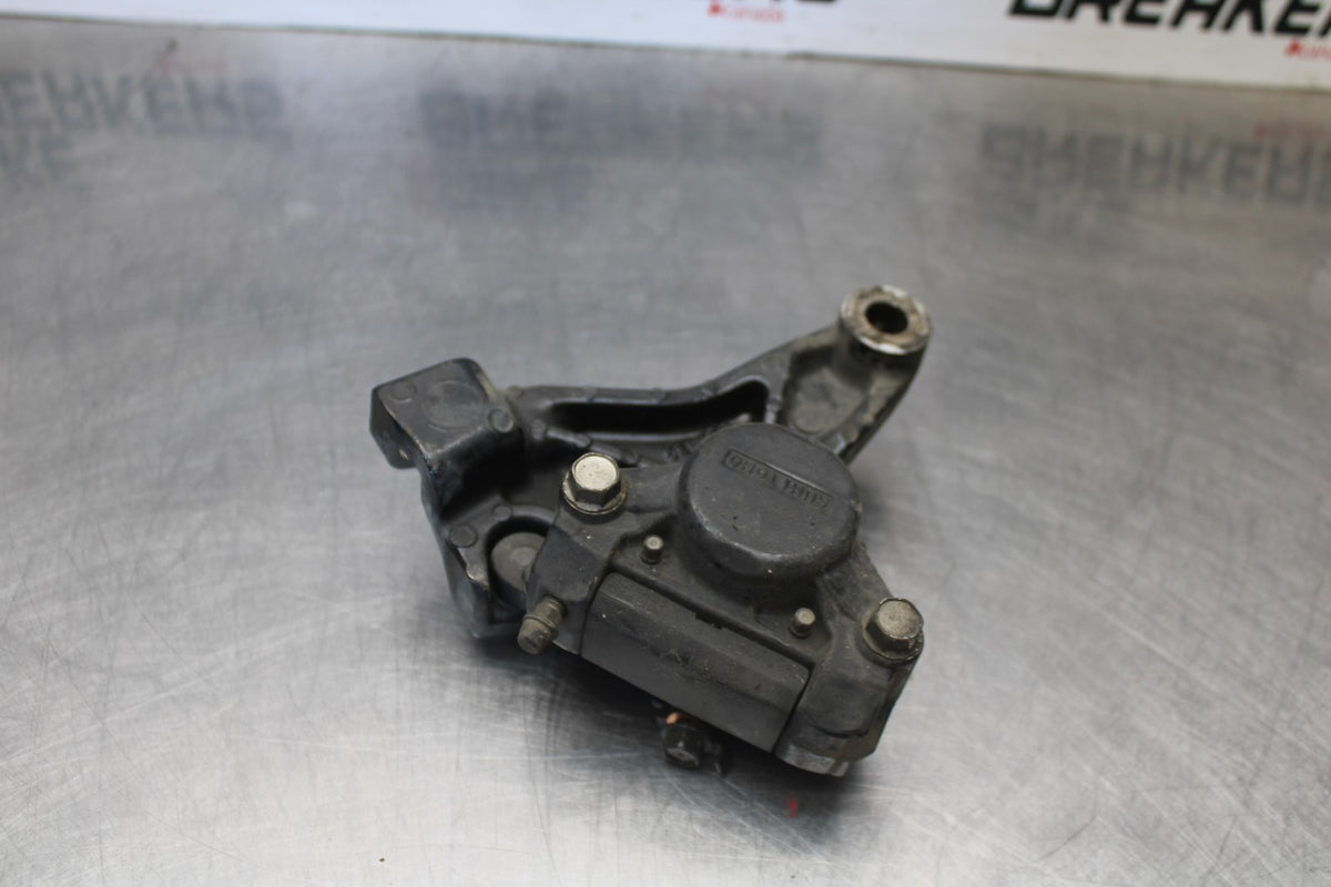 08 YAMAHA V STAR 1100 XVS1100AW CLASSIC REAR BRAKE CALIPER MOUNT BRACKET BB916