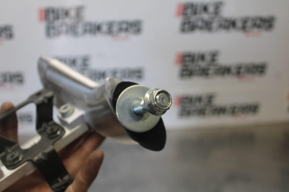 07 SUZUKI BOULEVARD M50 HANDLEBAR RISERS BB897