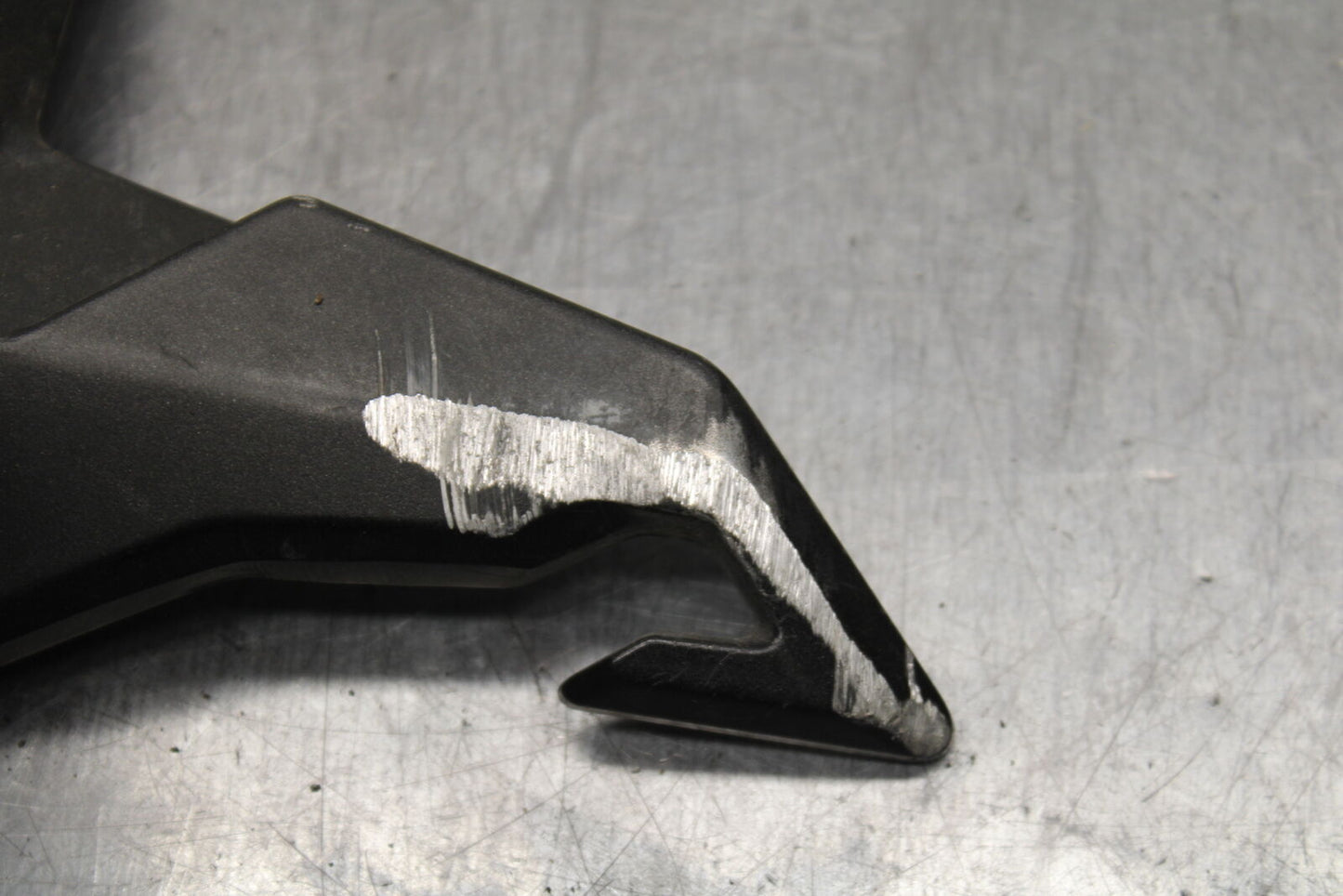 12-13 KAWASAKI Z1000 REAR BACK PASSENGER PEG SET PAIR BB743