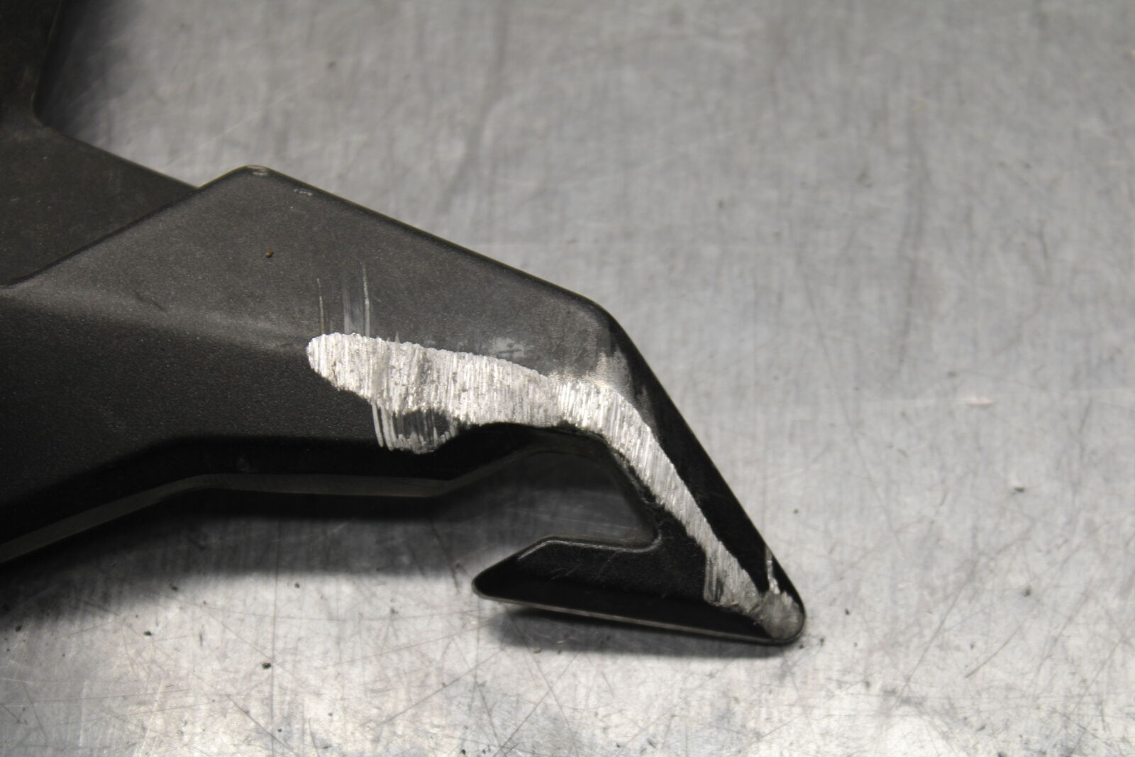 12-13 KAWASAKI Z1000 REAR BACK PASSENGER PEG SET PAIR BB743