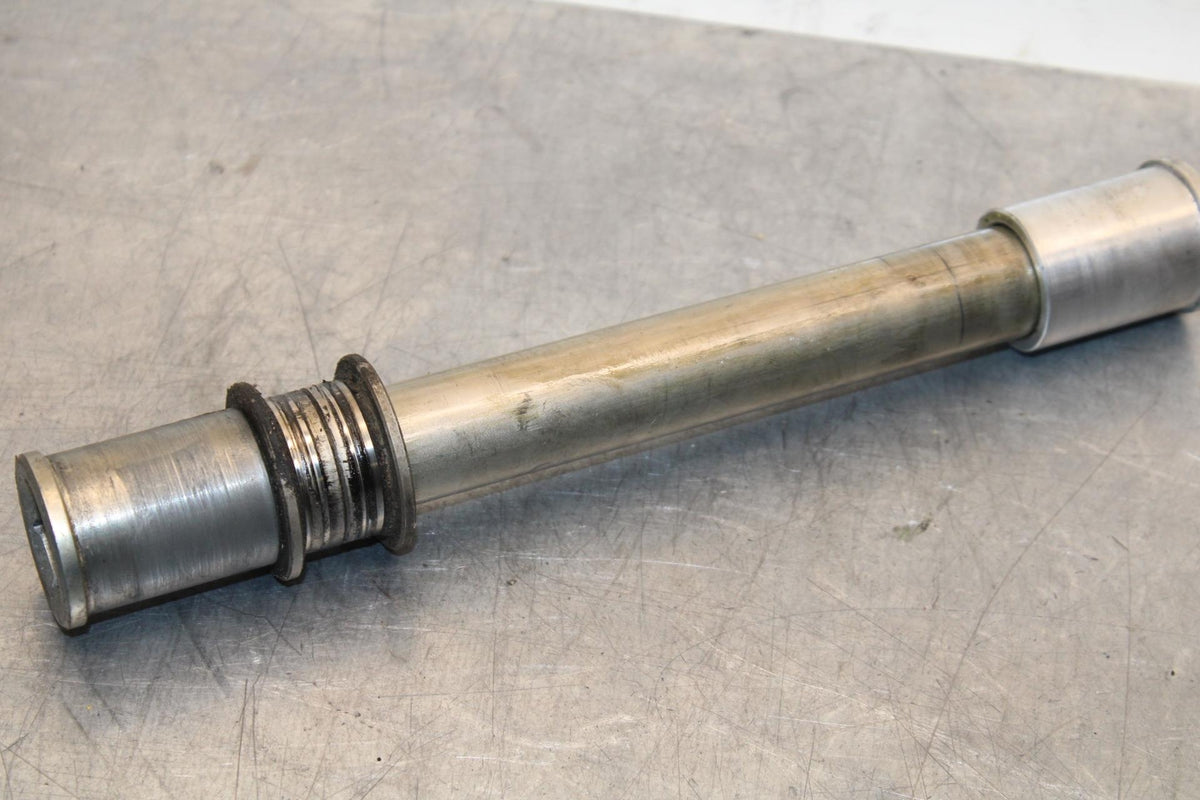 2011 Kawasaki Ninja ZX6R ZX600R FRONT WHEEL RIM AXLE PIVOT BOLT 41068-0604 BB587