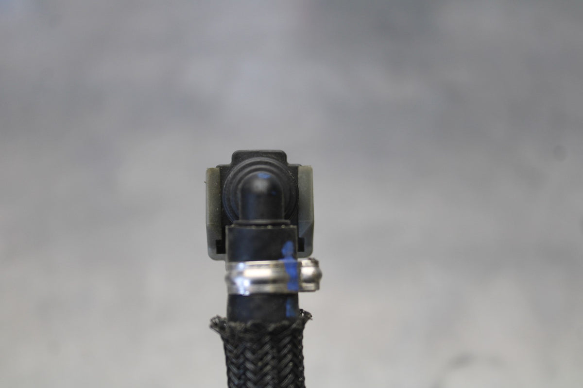 20 TRIUMPH STREET TRIPLE 765 FUEL HOSE GAS LINE TUBE PIPE BB864