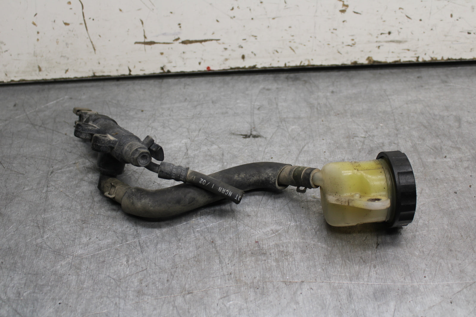 02-04 HONDA VTX1800S REAR BACK BRAKE MASTER CYLINDER W RESERVOIR BB712