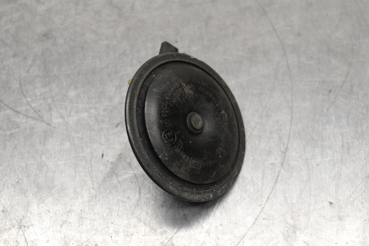 12-13 KAWASAKI Z1000 HORN SIGNAL BB743