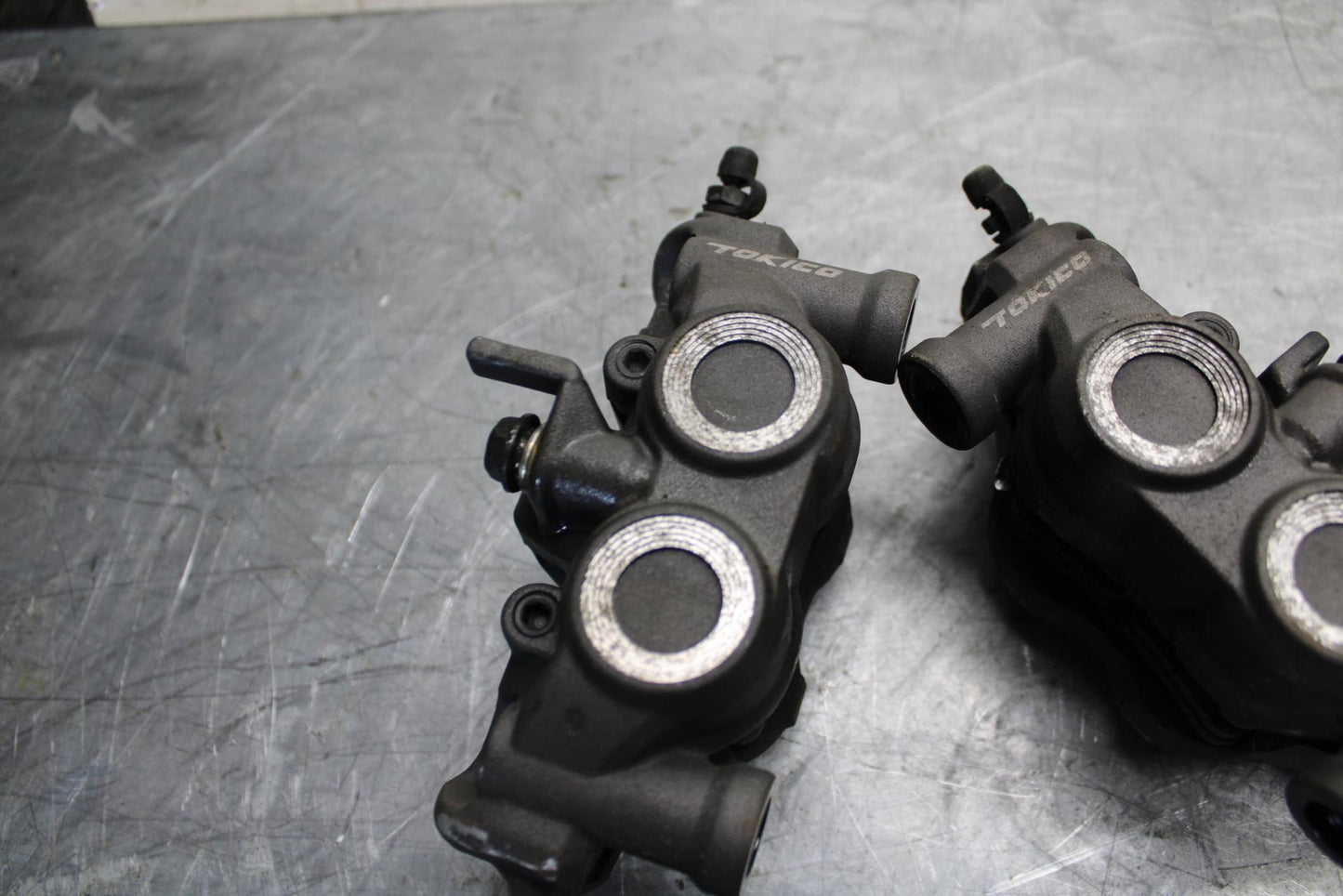 2008 Kawasaki Ninja ZX10R ZX1000E RIGHT LEFT FRONT BRAKE CALIPER SET PAIR BB524