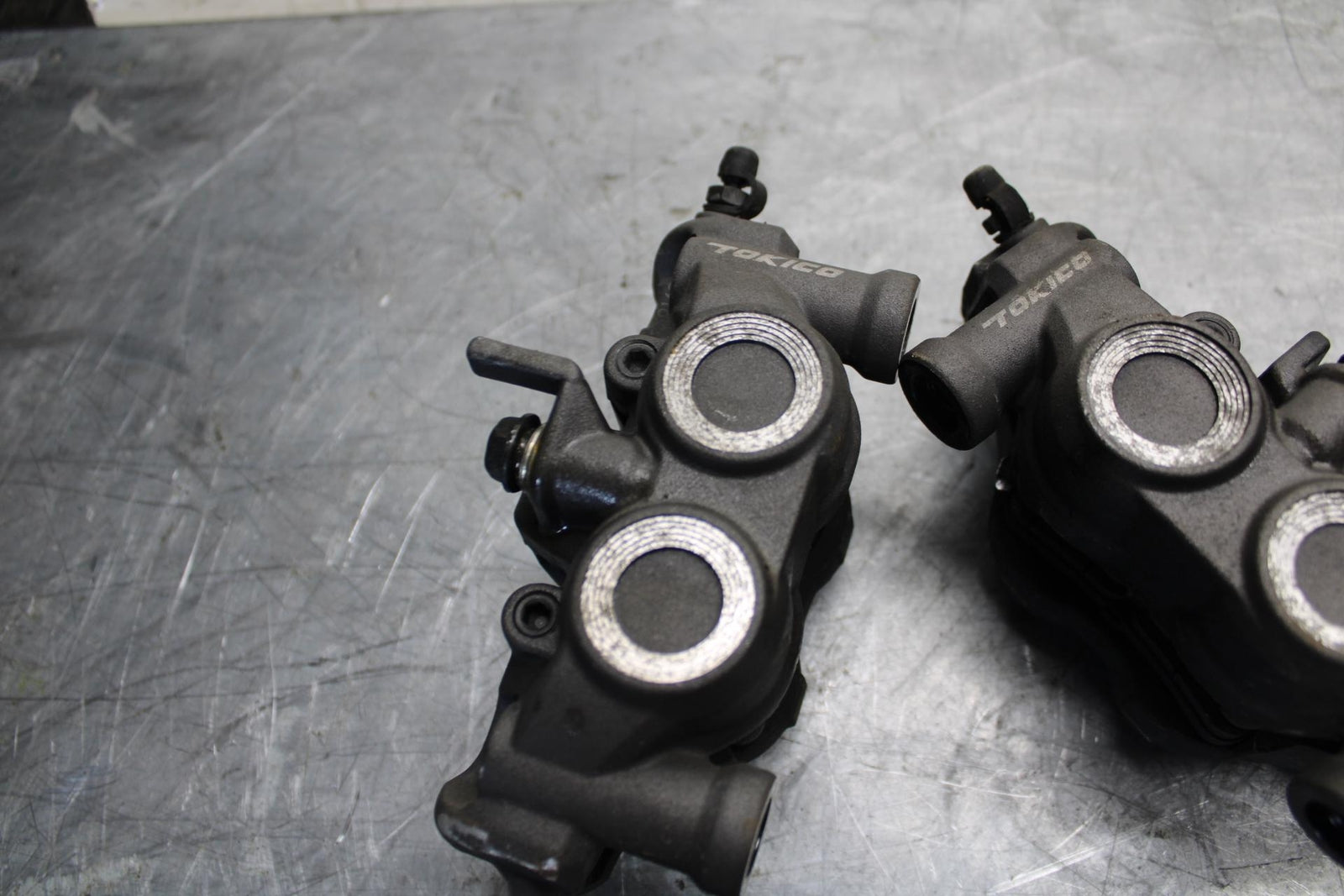 2008 Kawasaki Ninja ZX10R ZX1000E RIGHT LEFT FRONT BRAKE CALIPER SET PAIR BB524