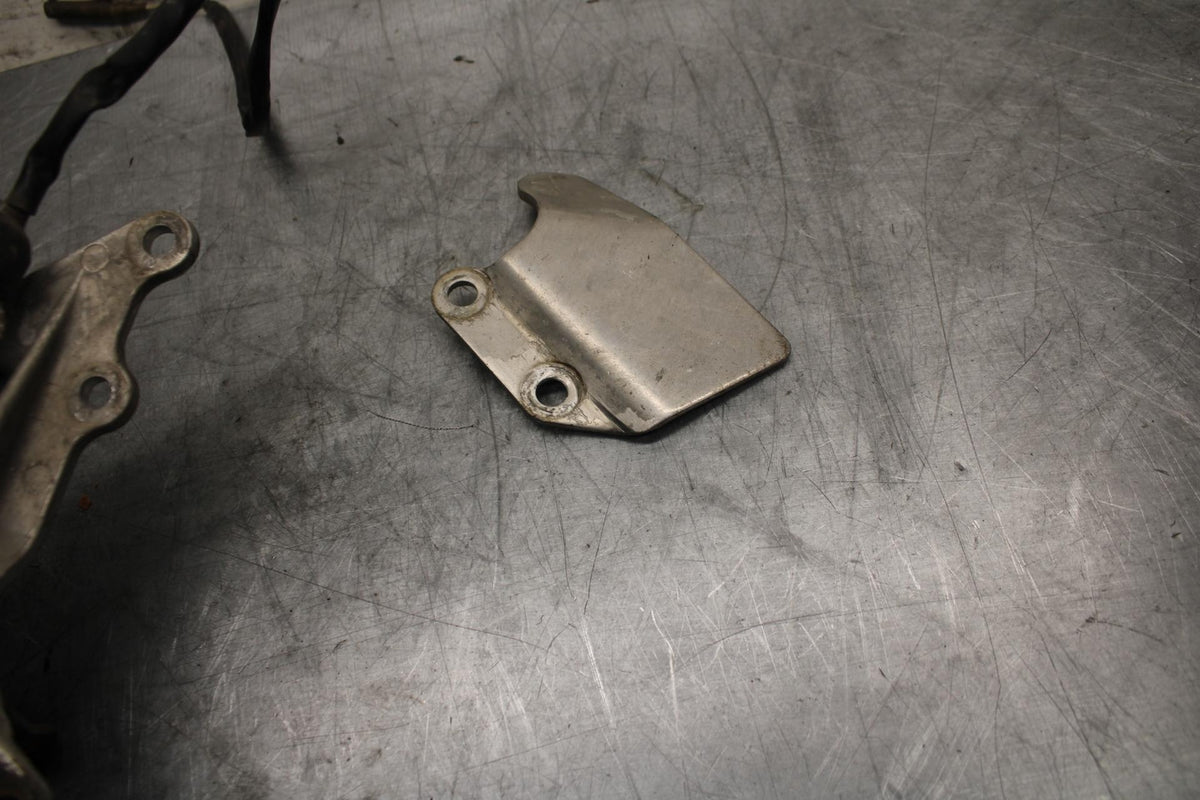 91-92 SUZUKI GSXR750 M  RIGHT REARSET REAR SET DRIVER FOOT PEG REST STOP BB493