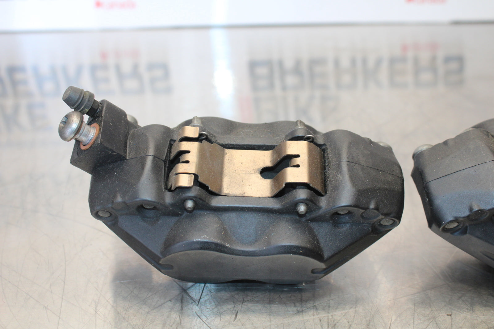 06-12 BMW F800ST RIGHT LEFT FRONT BRAKE CALIPER SET PAIR CALIPERS BB144