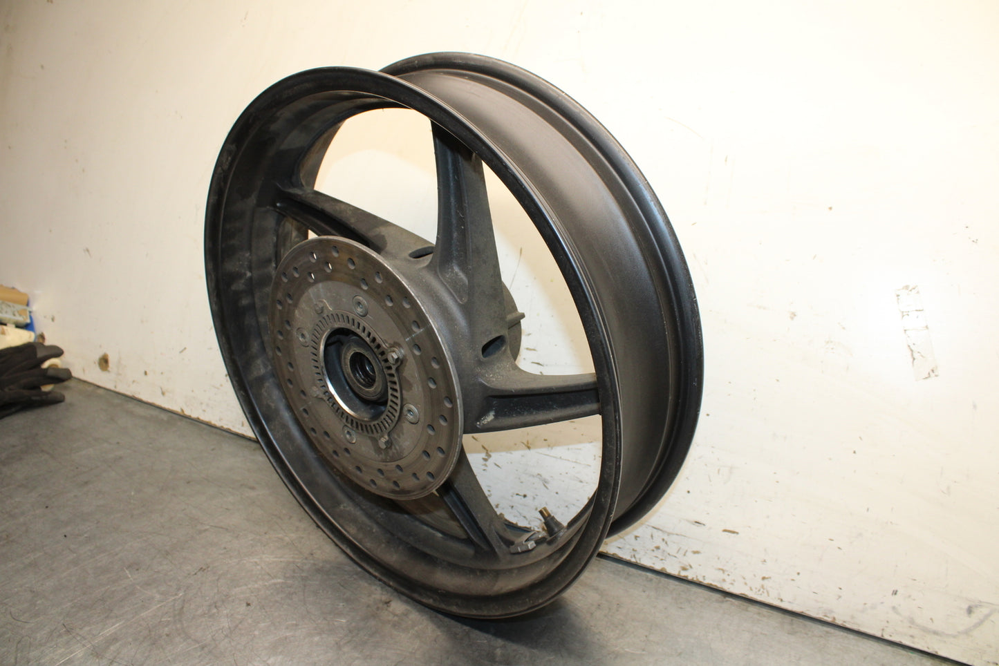 15-16 HONDA CB300F REAR WHEEL BACK RIM BB740