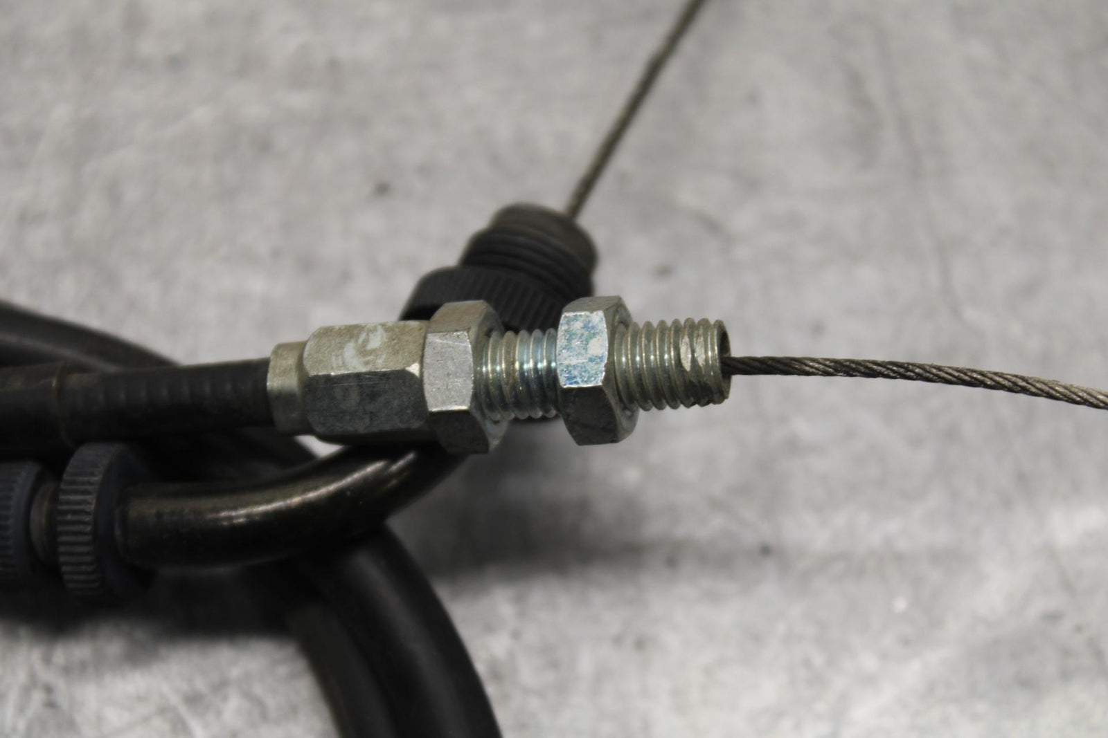 01-03 SUZUKI GSXR600 THROTTLE CABLES LINES BB633